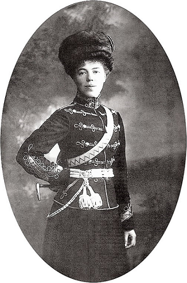 Olga Romanova in uniform 2.png