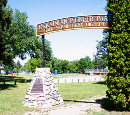 YorktonUkrainianPioneerCairn 2.png