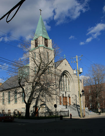 Saint Nicholas Antiochian Church Monreal 2.png