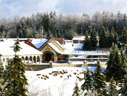 Virgin Mary the Consolatory Orthodox Monastery Chatham Quebec 1.jpg