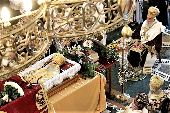 Patriarch Iriney funeral 2.png