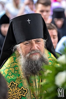 267px-Архиепископ Шумский Иов (Смакоуз) в Киеве. 2019 1.jpg