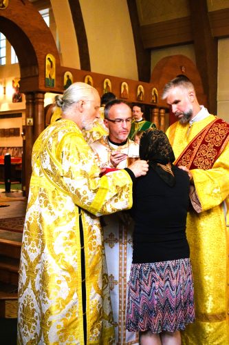 3vii25AtCommunion 3.JPG