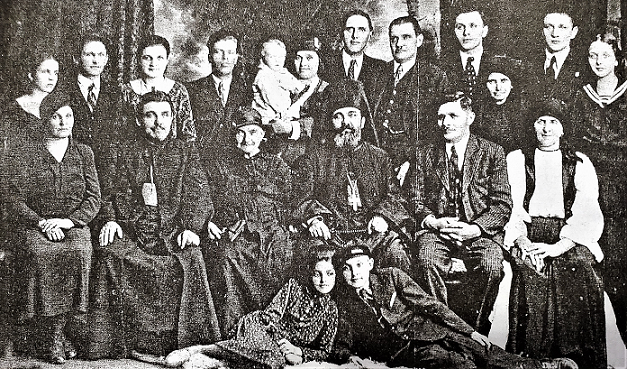 Morusca family 1937 1.png