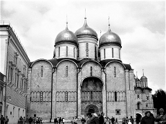 Dormition Cathedral Moscow Kremlin 2.png