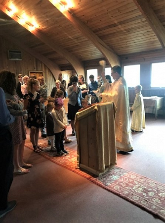 Worship at Saint Elizabeth parish 2.png