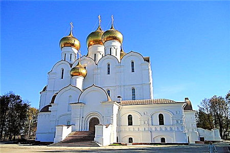 Dormition-Assumption Cathedral Yarroslavl 2.png