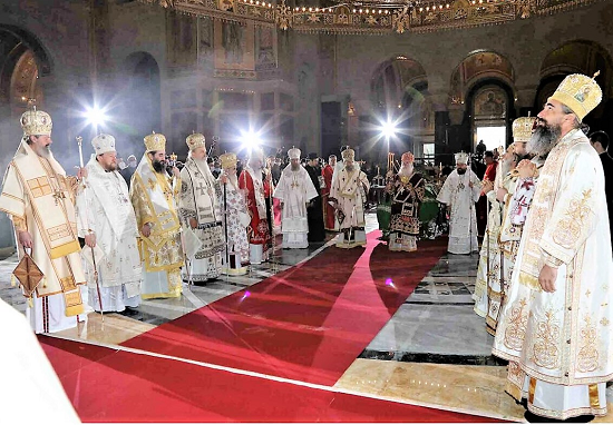 Patriarch Irinej Funeral, bishops 2.png