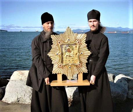 PochaivIconTheotokos2009 1.jpg