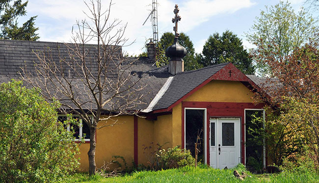 Fair-Haven Saint-Silouan's-Monastery-Chapel-May-2014.jpg