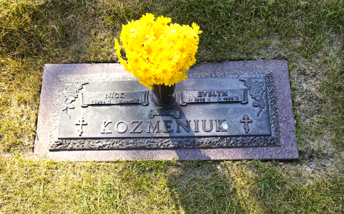 N,EKozmeniukGrave2.png