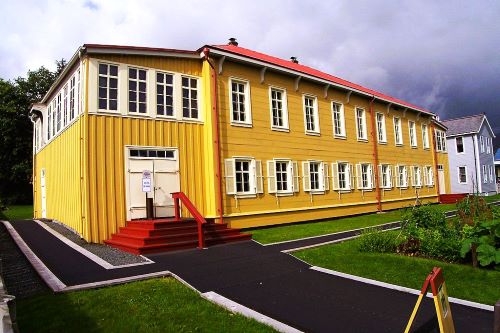Russian Bishop House August 2005 2.JPG