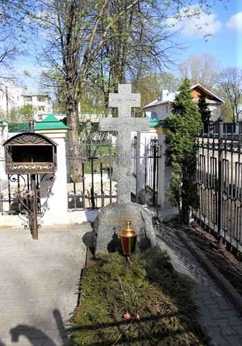Grave of Metropolitan John in Yaroslavl 2.png