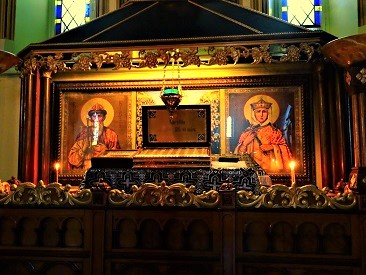 Reliquary S 2.jpg
