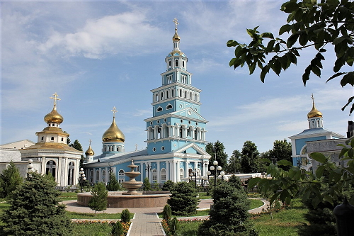 Успенский кафедральный собор в Ташкенте 2.png