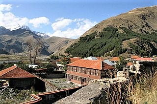 Sno & Mt Kazbegi 1.jpg