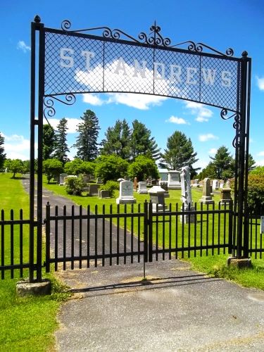 SaintAndrewsCemteryQC 2.jpg