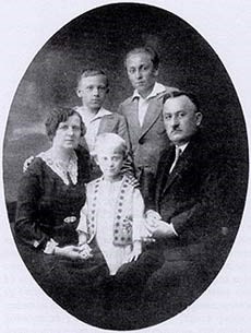 Nastic family.jpg