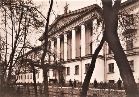 St. Petersburg academy 2.png