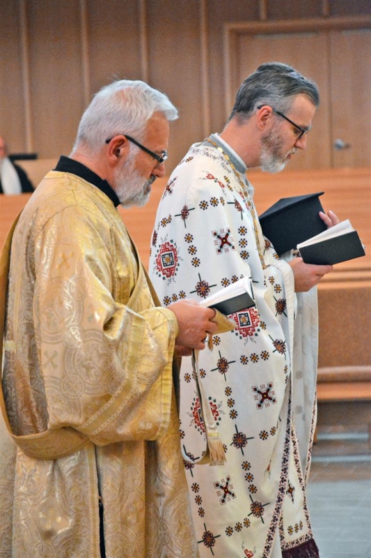 Deacon John, Father Gregory.jpg