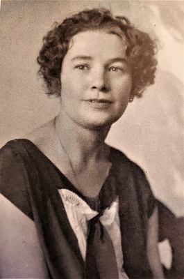 Xenia (Simonova) Florovsky 1.png