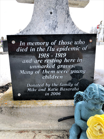 1918 Flu victims monument placque 2.png