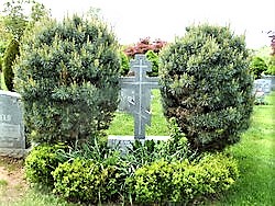 Meyendorff grave-marker 2-1.jpg
