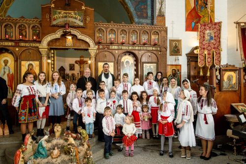Nativity at Dormition Moldovan Church Montreal 1.jpg