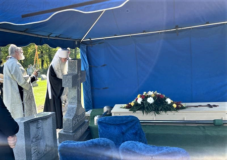 At the interment 1b.png