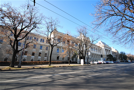 Universitatea Alexandru Ioan Cuza Iasi 2.png