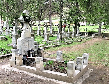 Grave of Archbishop Victorin 1.jpg