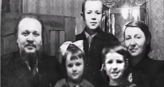 Gundyaev familyS.png