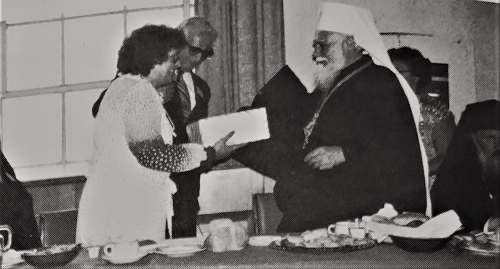 PresentingAGift 2.png