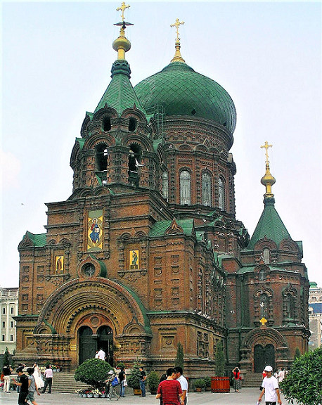 Saint Sophia Cathedral Harbin 1907 2.png