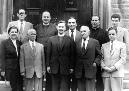 SVS faculty in 1950s.jpg