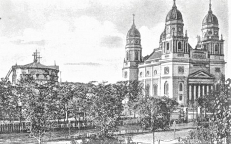 Iasi Metropolitan Cathedral in early 1900s 2.png